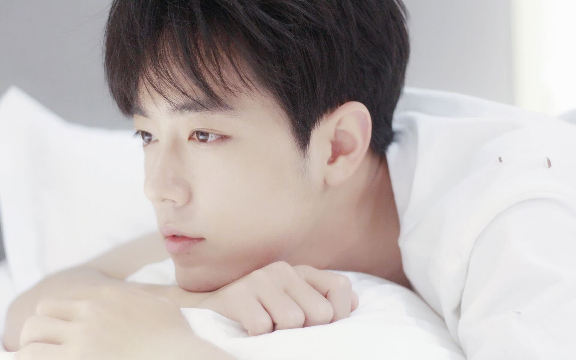 国际足球运动员携手推行“绿色行动”,践行环保理念